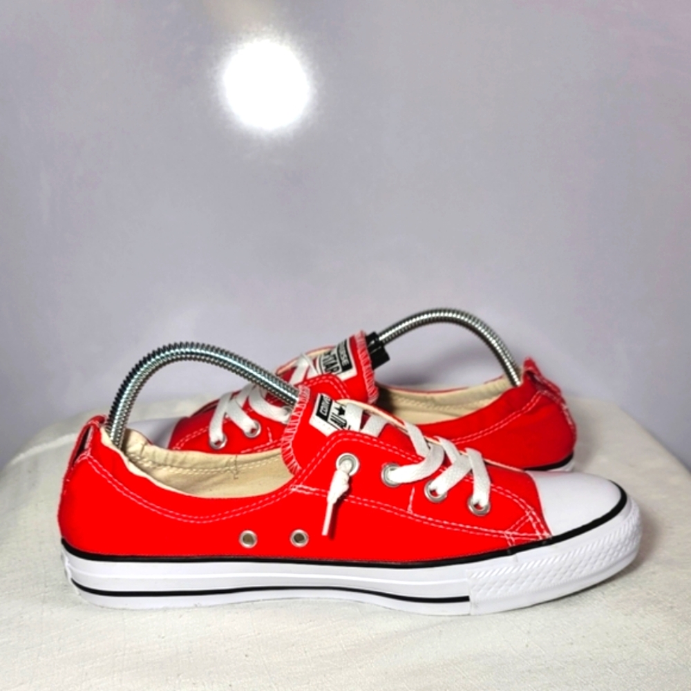 Converse Womens Size 10 Shoreline Low Tops.